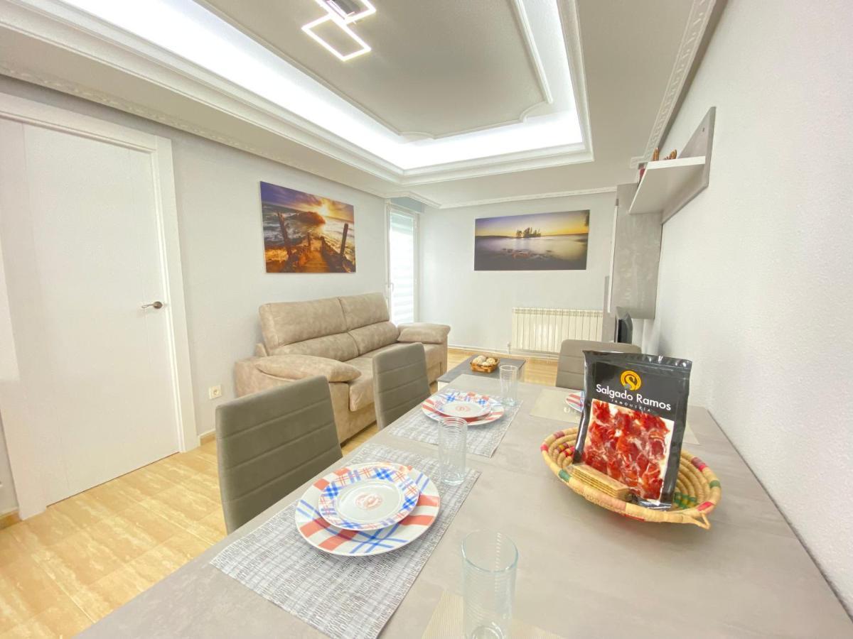 Vivienda En Pleno Centro! Calle Doctrinos 3 Salamanca Bagian luar foto