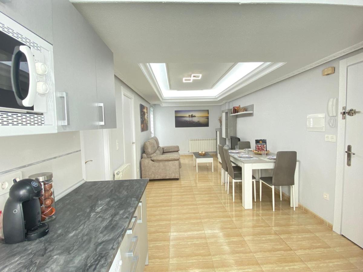 Vivienda En Pleno Centro! Calle Doctrinos 3 Salamanca Bagian luar foto